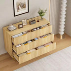 Comò a 6 cassetti con scanalature, verde/naturale/bianco, stile moderno, uso singolo