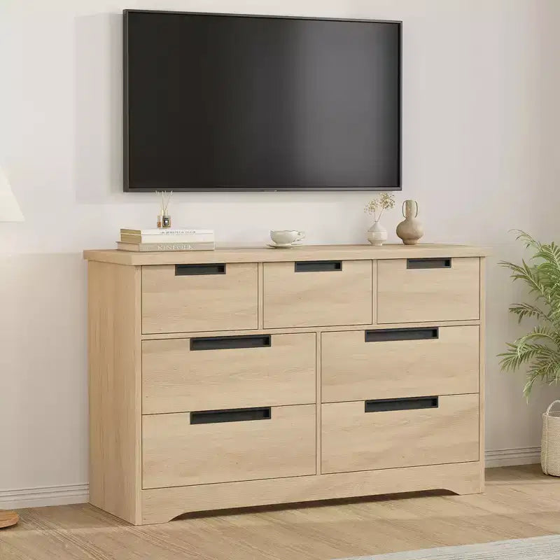 Natural Wood 7-Drawer Dresser with Embedded Handles, for 1