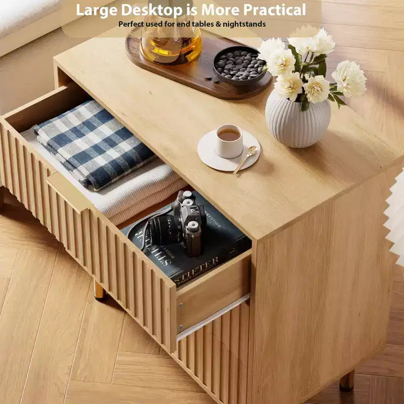 Brown / White Fluted 3-Drawer Dresser, for 1 Person